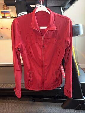lululemon Define Nulu Jacket - size 10